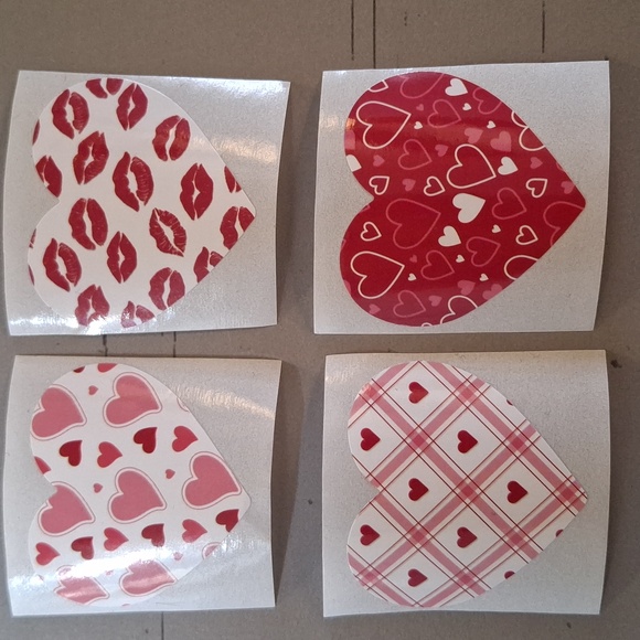 100 Assorted Heart Stickers - Picture 3 of 4